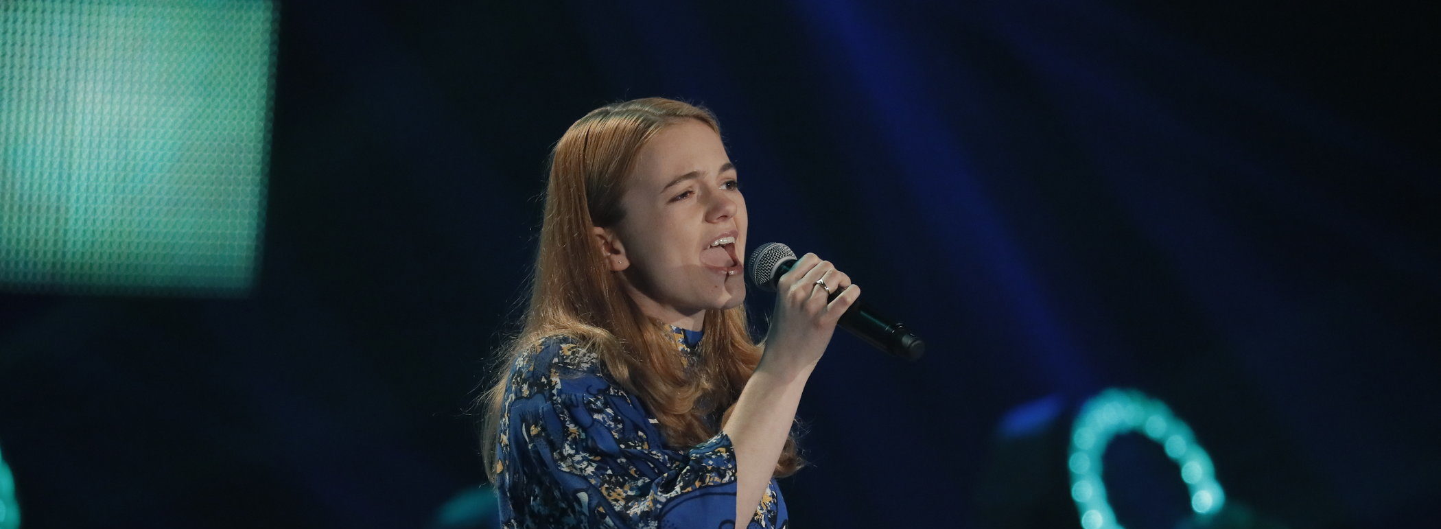 Potsdamer Studentin Luzie glänzt bei ihrer Blind Audition