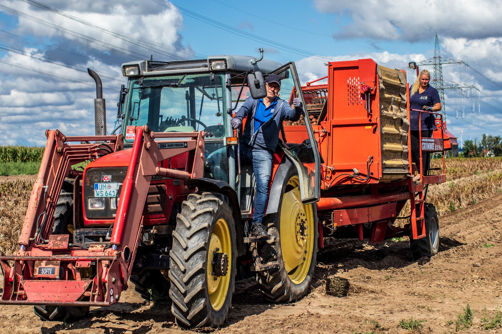 Smyrek arbeitet … als Landwirt bei Knolle und Bolle