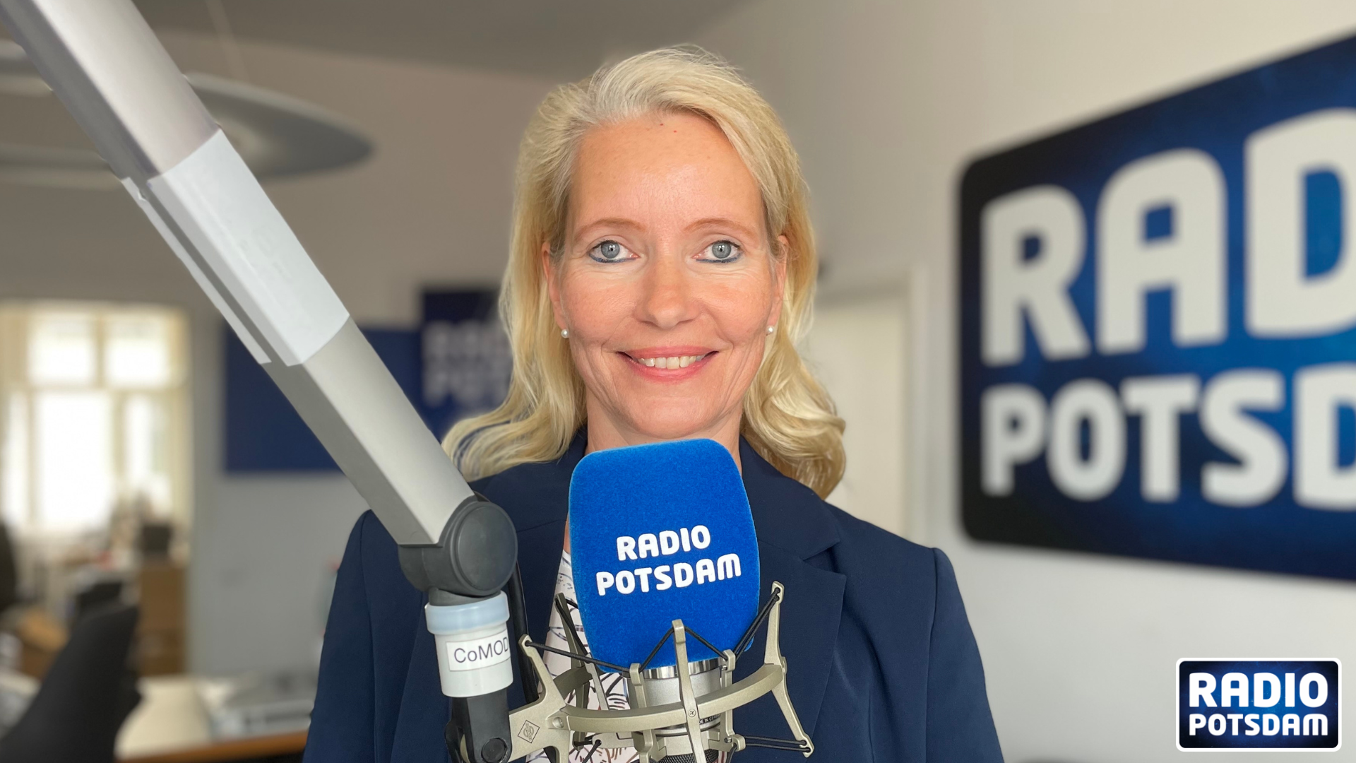 Tschüss Papier Rechnung – Hallo E Rechnung!