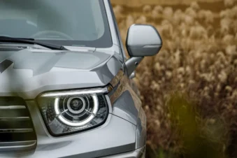 Auch Autos müssen „herbstfest“ gemacht werden und besonders das Autolicht!