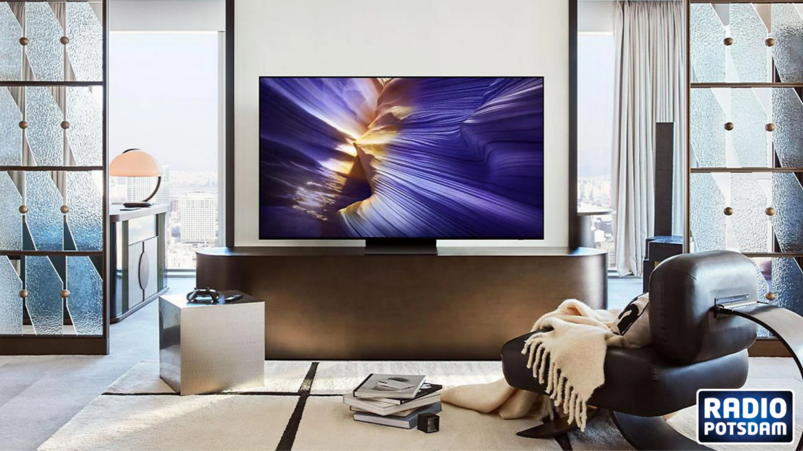 Nadine und Frank aus Potsdam gewinnen einen SAMSUNG Fernseher im Wert von über 1.200€