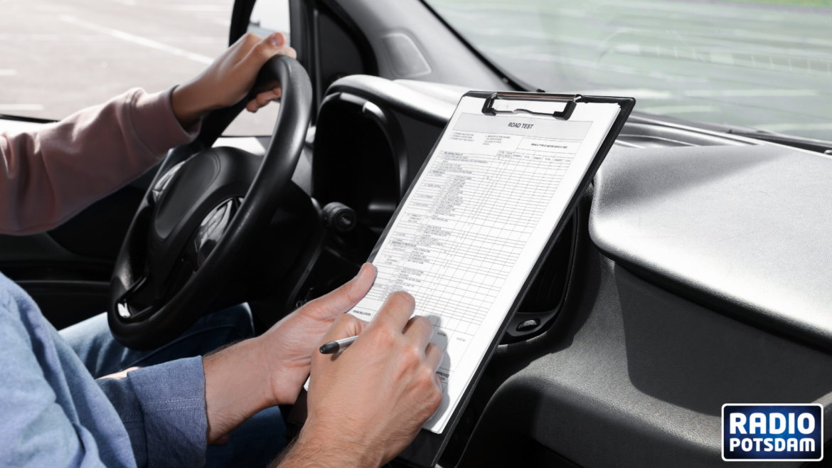 Wer bringt den Potsdamern das Autofahren bei?