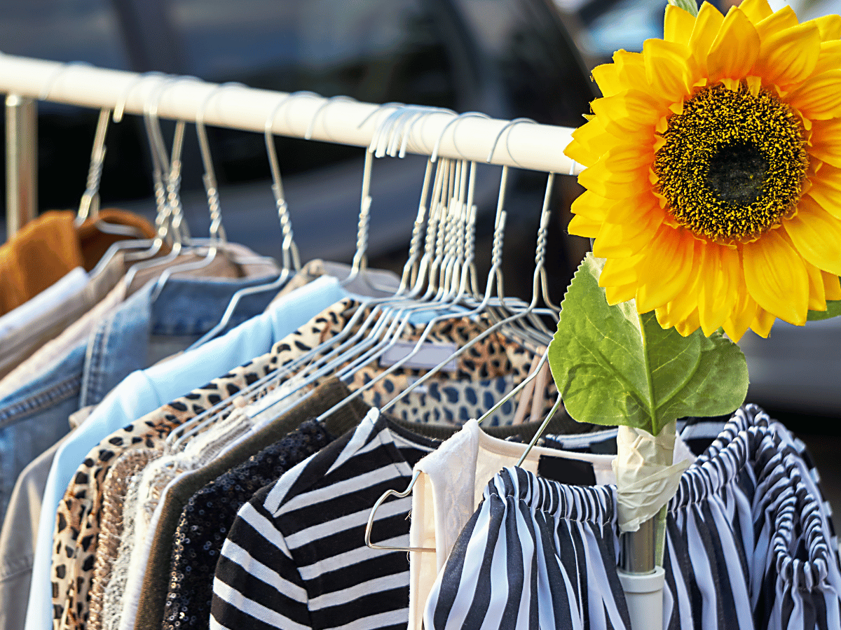 FAMILIENFLOHMARKT IM PARK