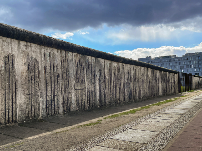 Gedenk- und Informationsveranstaltung: 65. Jahrestag des Baus der Berliner Mauer